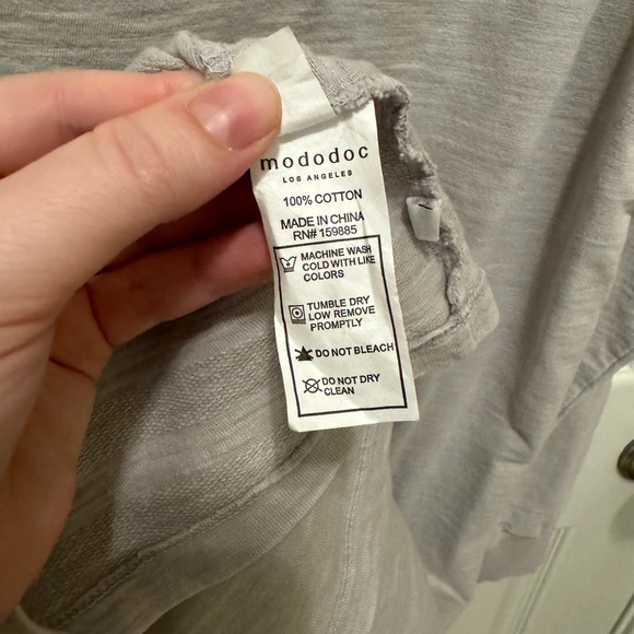 MODODOC • Wide-Neck Dress in Grey size Medium - Picture 6 of 7